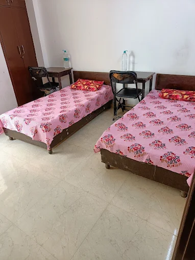 NK PG (Boys & Girls) SAKET