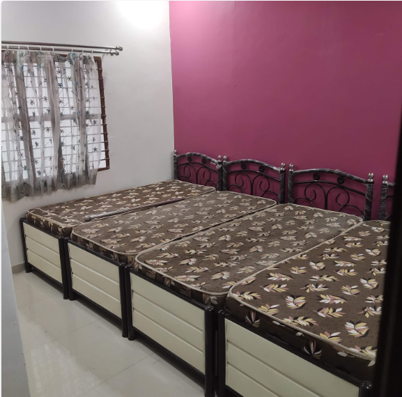 Bhagyashree Paying Guest Girls