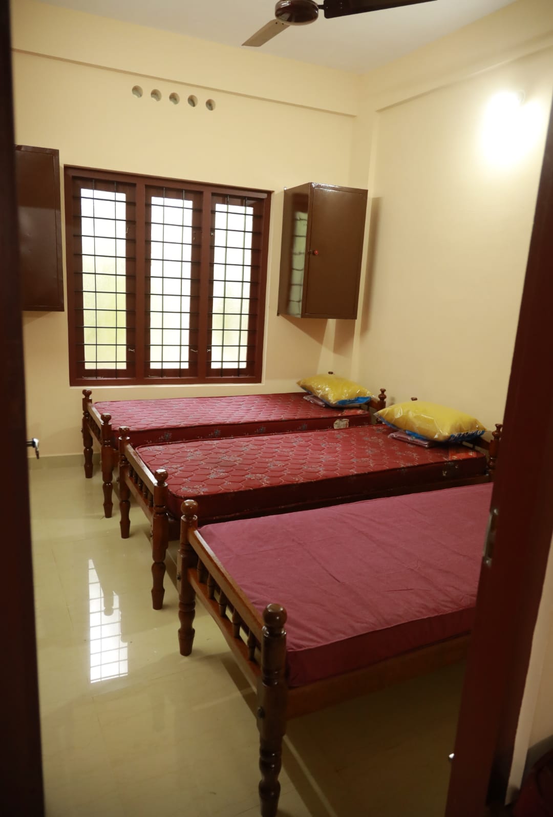 Hayaath Inn Ladies Hostel